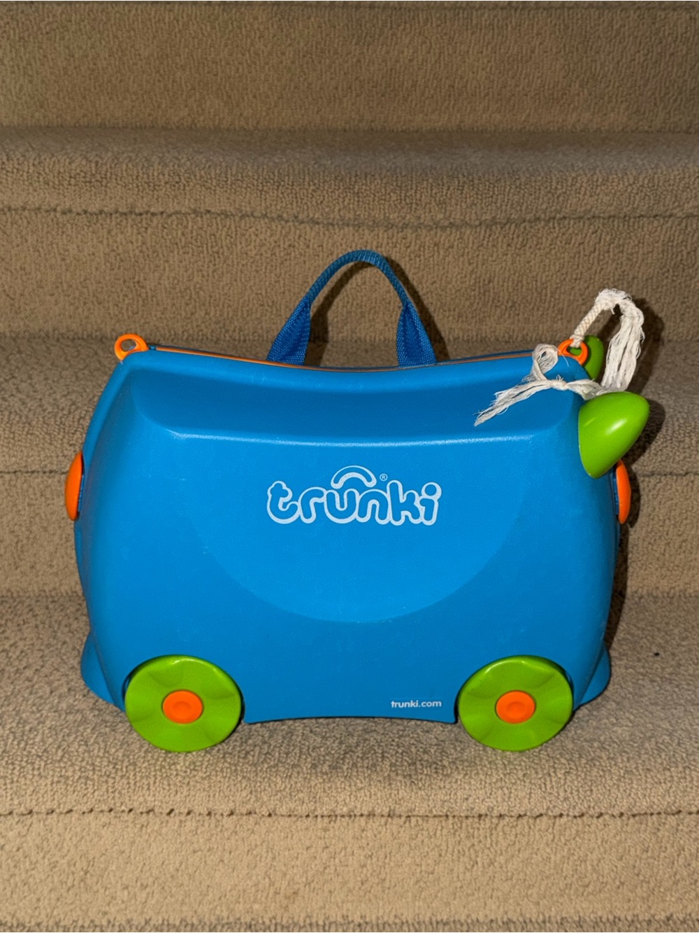 TRUNKI Ride-On Suitcase for Kids - Blue